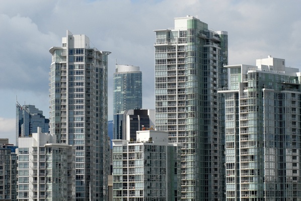 condos_vancouver.jpg__0x400_q95_autocrop_crop-smart_subsampling-2_upscale