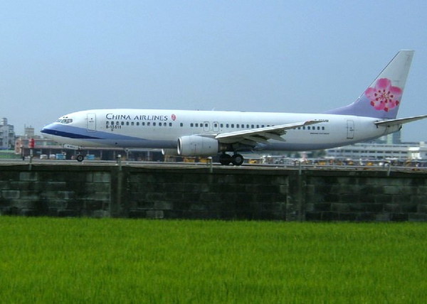 華航B738   6.jpg