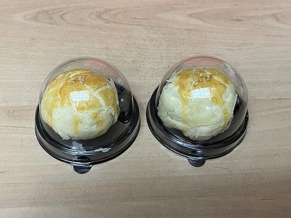 中秋節到了 ~ 初做芋頭酥(含材料比例)+蛋黃酥