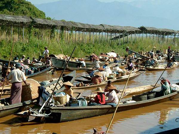 burma inle 053.jpg