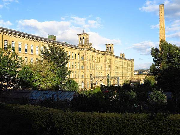 Saltaire a4.JPG