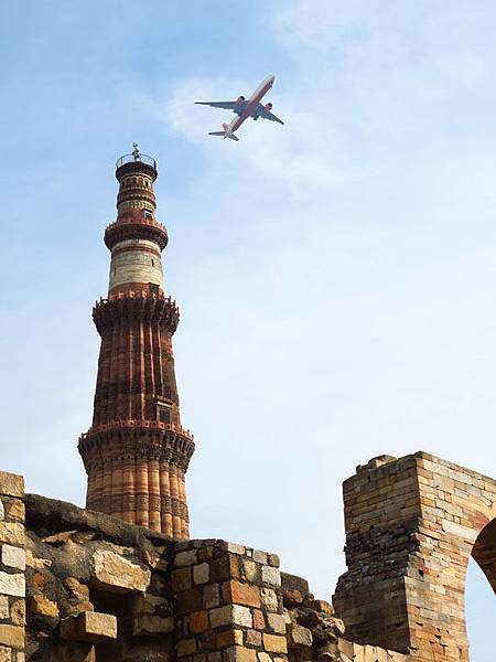 Qutb Minar a3.JPG Qutb Minar a3.JPG