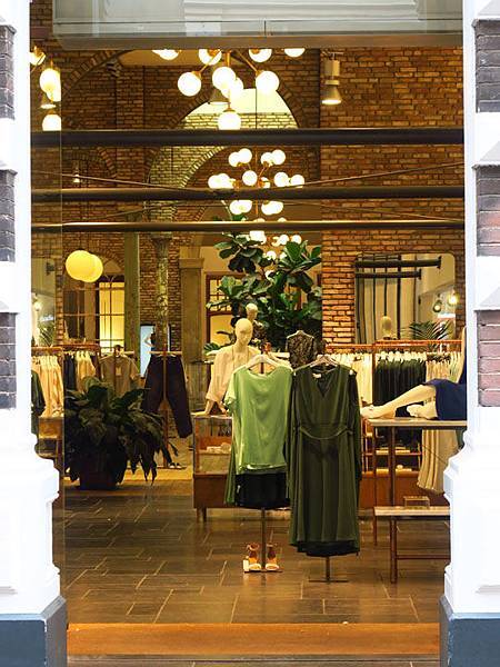 Arnhem d4.JPG Arnhem d4.JPG