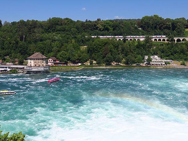 Rheinfall b2.JPG Rheinfall b2.JPG