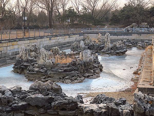 Yuanmingyuan j7.JPG Yuanmingyuan j7.JPG