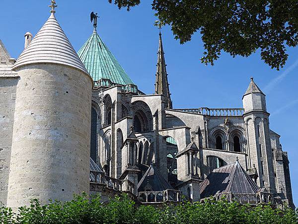 Chartres a1.JPG Chartres a1.JPG