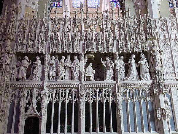 Chartres c1.JPG Chartres c1.JPG