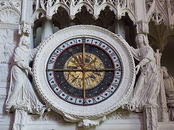 Chartres c5.JPG Chartres c5.JPG