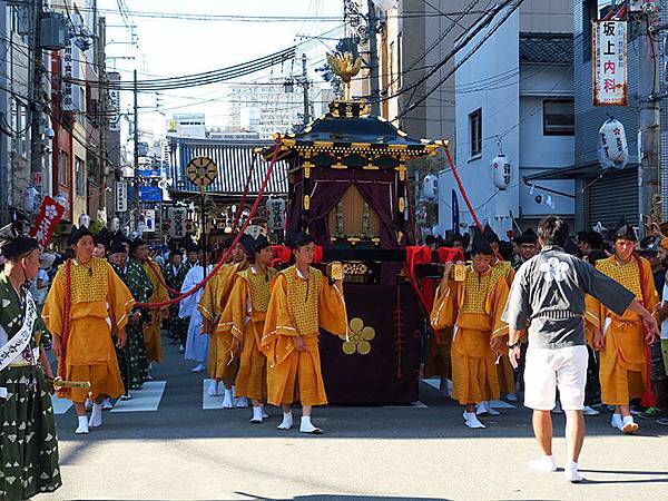 Tenjin Matsuri j2.JPG