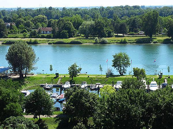 Breisach d1.JPG Breisach d1.JPG