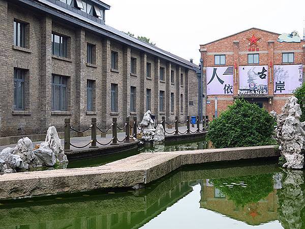 Zhenjiang b3.JPG Zhenjiang b3.JPG