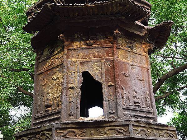 Zhenjiang p2.JPG Zhenjiang p2.JPG