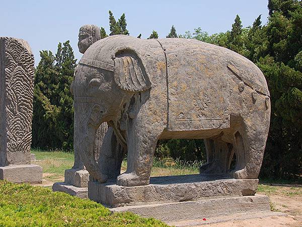 Gongyi b1.JPG Gongyi b1.JPG