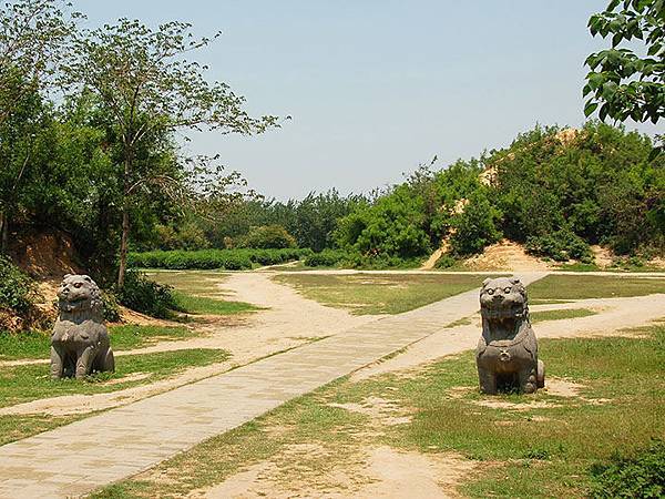 Gongyi e3.JPG Gongyi e3.JPG