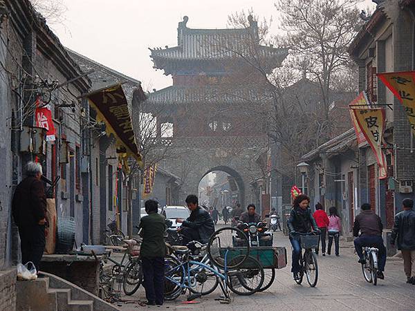 Luoyang 1.JPG Luoyang 1.JPG