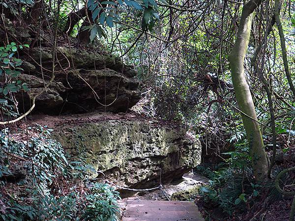 Shoushan b1.JPG Shoushan b1.JPG