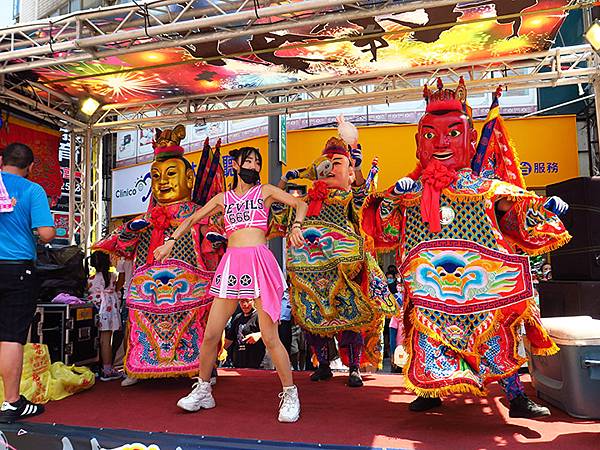 Hsinchu Zhongyuan l4.JPG Hsinchu Zhongyuan l4.JPG