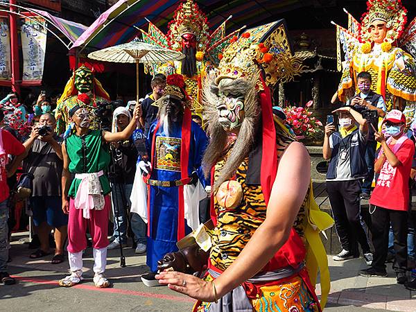 Hsinchu Zhongyuan m10.JPG Hsinchu Zhongyuan m10.JPG