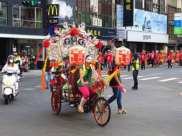 Hsinchu Zhongyuan n2.JPG Hsinchu Zhongyuan n2.JPG