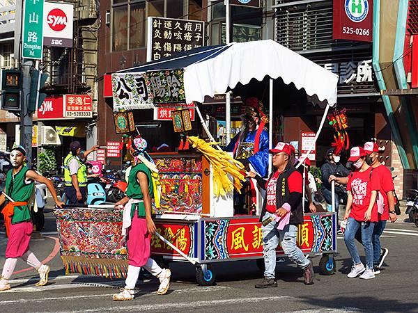 Hsinchu Zhongyuan n6.JPG Hsinchu Zhongyuan n6.JPG