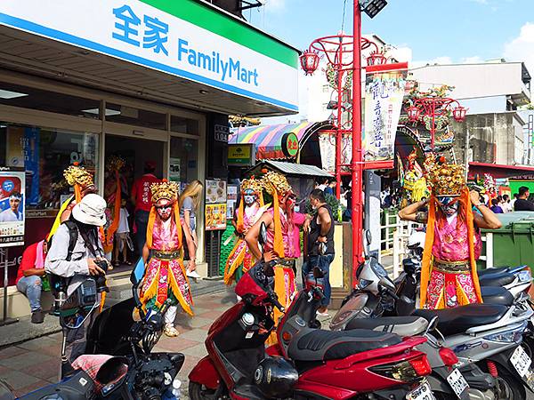 Hsinchu Zhongyuan o2.JPG Hsinchu Zhongyuan o2.JPG