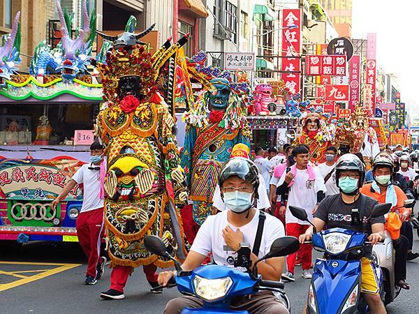 Hsinchu Zhongyuan q1.JPG Hsinchu Zhongyuan q1.JPG