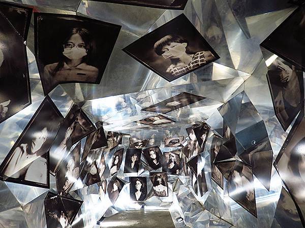 中國‧重慶(四)‧十八梯和山城巷(Chongqing IV) 中國‧重慶(四)‧十八梯和山城巷(Chongqing IV)