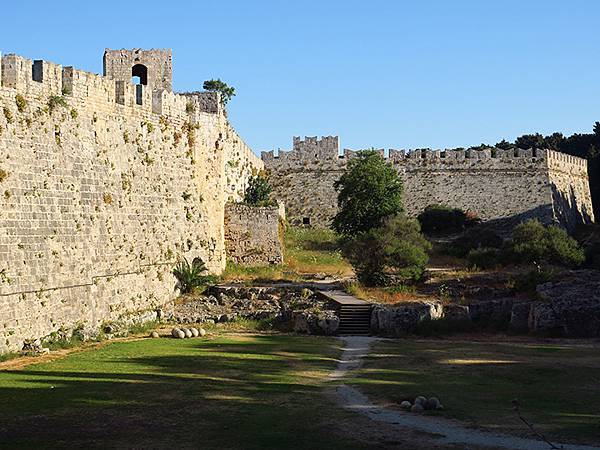 希臘跳島(四十九)‧羅德島(一)‧城牆和城門(Rhodes 希臘跳島(四十九)‧羅德島(一)‧城牆和城門(Rhodes
