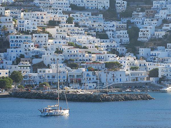 希臘跳島(六十)‧阿斯提帕萊亞島(下)‧港口和海灘(Asty
