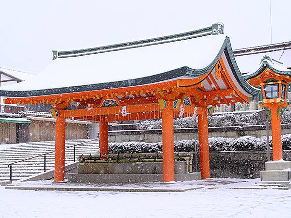 關西賞雪(九)‧伏見稻荷、光明院(Kansai Snow I