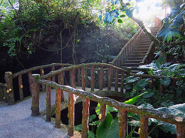 台灣‧綠島(中)‧柚子湖到綠島燈塔(Green Island