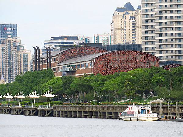 中國‧上海閒逛(十六)‧渡輪、夜景和其他(Shanghai 