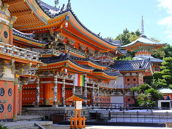 日本‧生口島和耕三寺(Ikuchijima Island) 日本‧生口島和耕三寺(Ikuchijima Island)