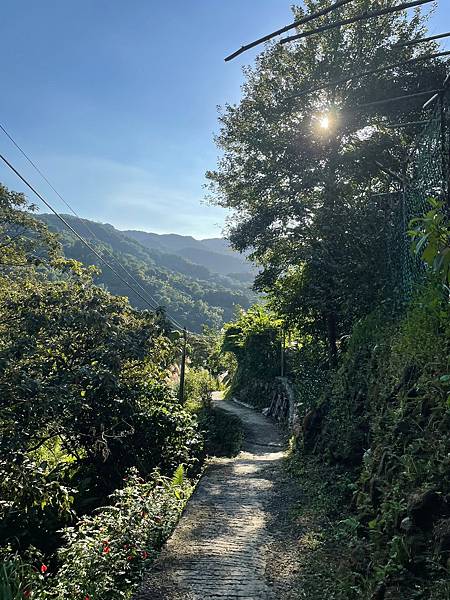 小百岳011|姜子寮O型縱走:福興宮 > 姜子寮絕壁古道 > 小百岳011|姜子寮O型縱走:福興宮 > 姜子寮絕壁古道 >