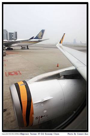 Tigerair Taiwan IT-512 Economy Class