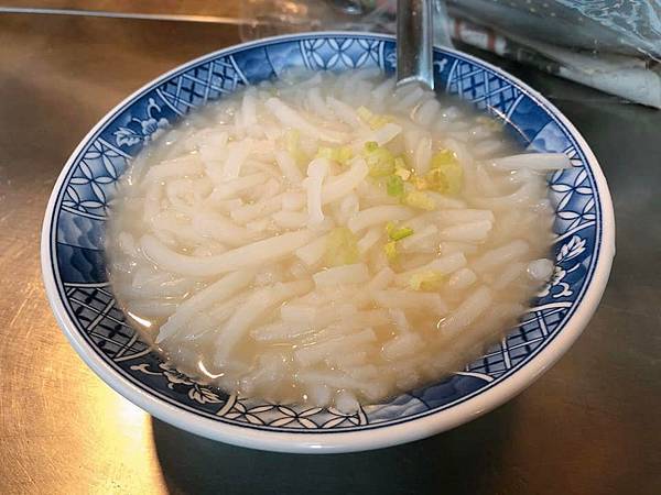 淡水老街 半坪屋 手工糯米腸 寵物友善餐廳 淡水渡船頭