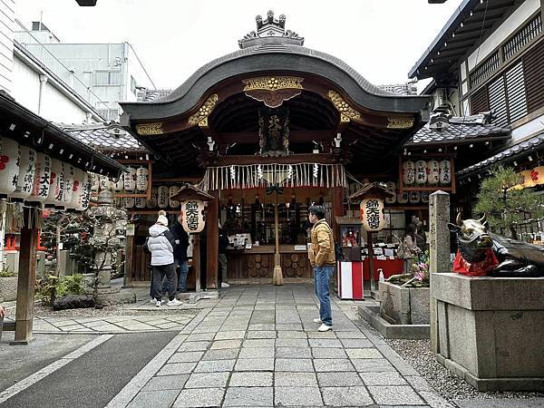 【京都】錦市場美食及伴手禮推薦，參拜學問之神錦天滿宮