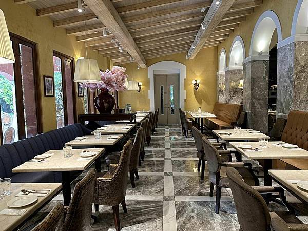 【台中】Bacitali小義大利 浪漫粉紅城堡既豪華又唯美 【台中】Bacitali小義大利 浪漫粉紅城堡既豪華又唯美