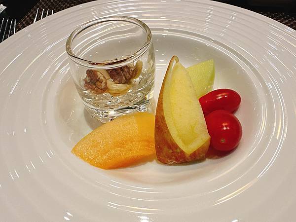 【宜蘭】饗宴鐵板燒 互動式無菜單鐵板燒 從前菜到甜點都精彩 【宜蘭】饗宴鐵板燒 互動式無菜單鐵板燒 從前菜到甜點都精彩