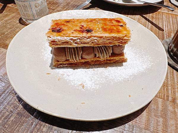 【台北】La Grotta甜點咖啡 在忙碌城市裡的小山洞，喜