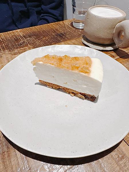 【台北】La Grotta甜點咖啡 在忙碌城市裡的小山洞，喜