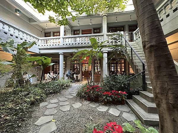 【台北】elementi 根元咖啡 大稻埕百年街屋華麗洋樓裡