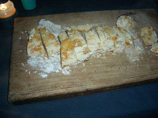 looked delicious!!! the bush bread!