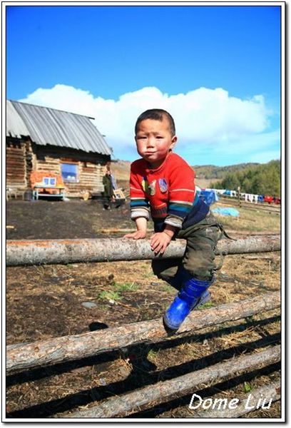 10北疆-小孩.jpg
