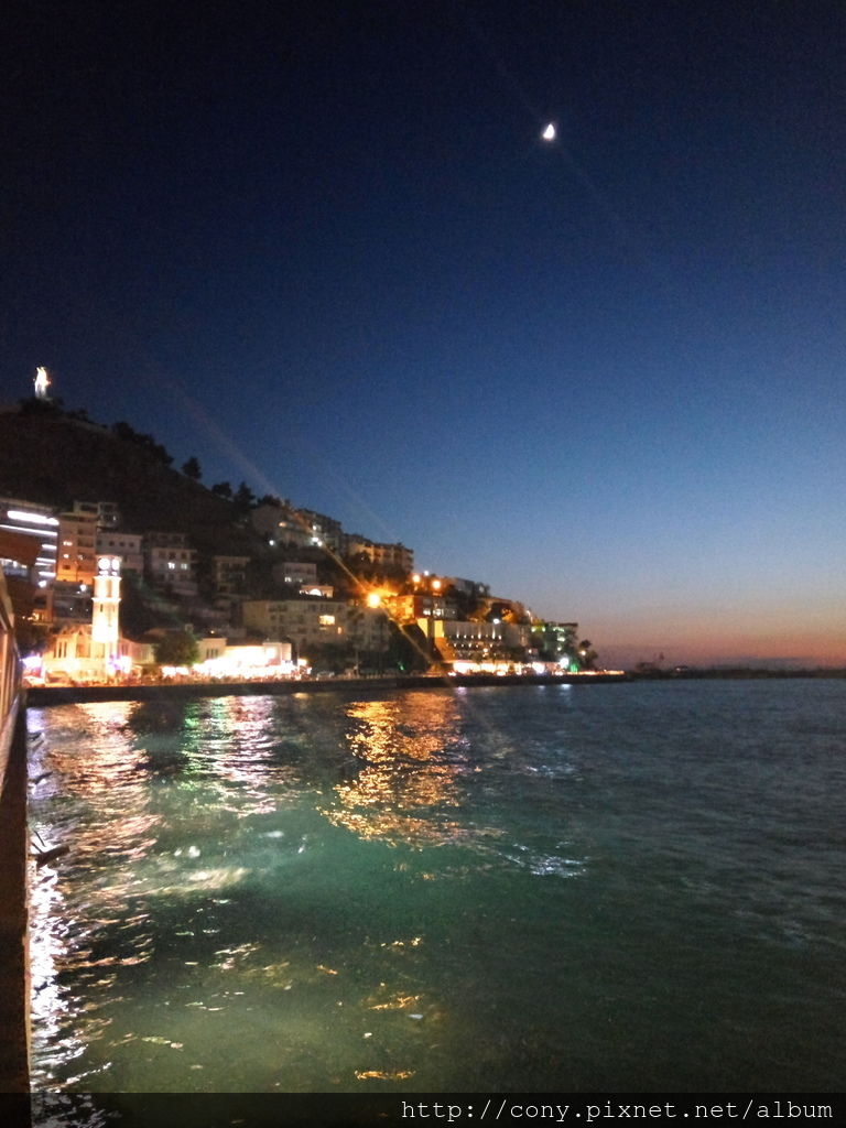 IMG_20160609_211603_HHT.jpg IMG_20160609_211603_HHT.jpg