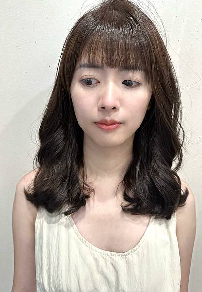 台北女生染髮 2023壹hair salon Amber 素