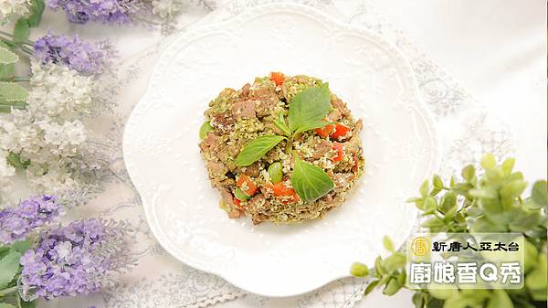 健康飲食 青醬培根嫩雞花椰菜飯