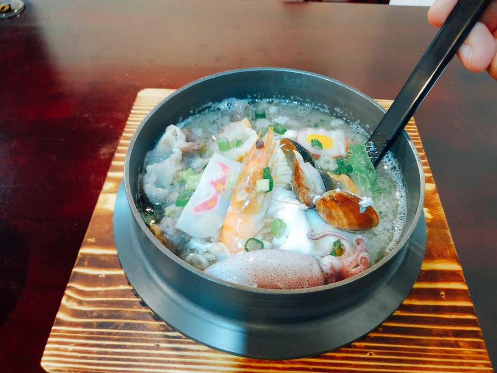 牛肉海鮮鍋(2).jpg