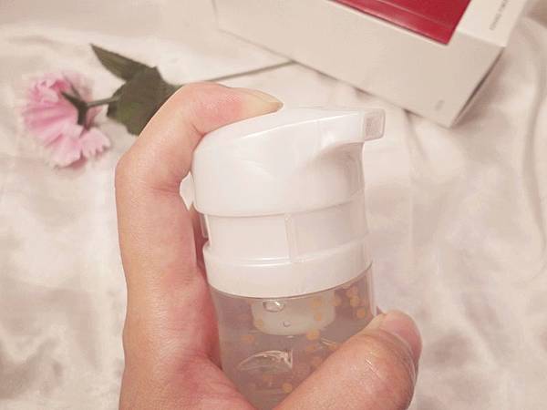 護膚 ░ 日本美容界先驅-「山野愛子」創立品牌,YAMANO琥珀輕齡緊緻凝露_11.jpg 護膚 ░ 日本美容界先驅-「山野愛子」創立品牌,YAMANO琥珀輕齡緊緻凝露_11.jpg