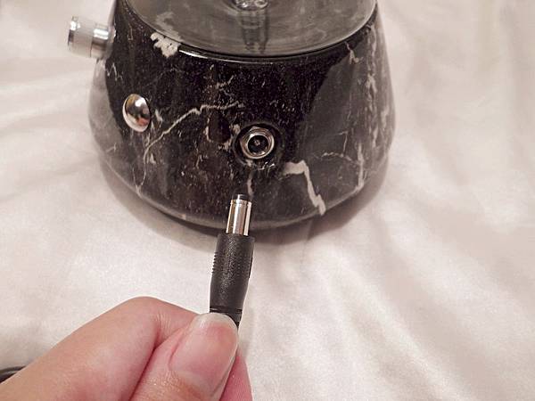 香氛 ░ 美國精油擴香儀領導品牌ORGANIC AROMAS,超級美✨ 黑色大理石紋有機香氛擴香儀 – 富裕_28.jpg 香氛 ░ 美國精油擴香儀領導品牌ORGANIC AROMAS,超級美✨ 黑色大理石紋有機香氛擴香儀 – 富裕_28.jpg